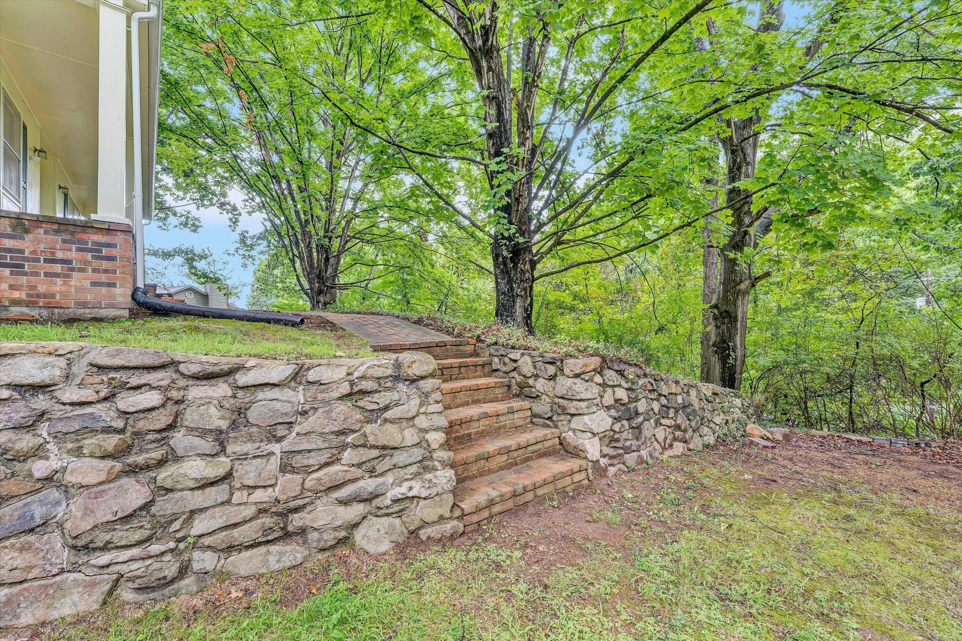3401 Kenwick TRL - Photo 4