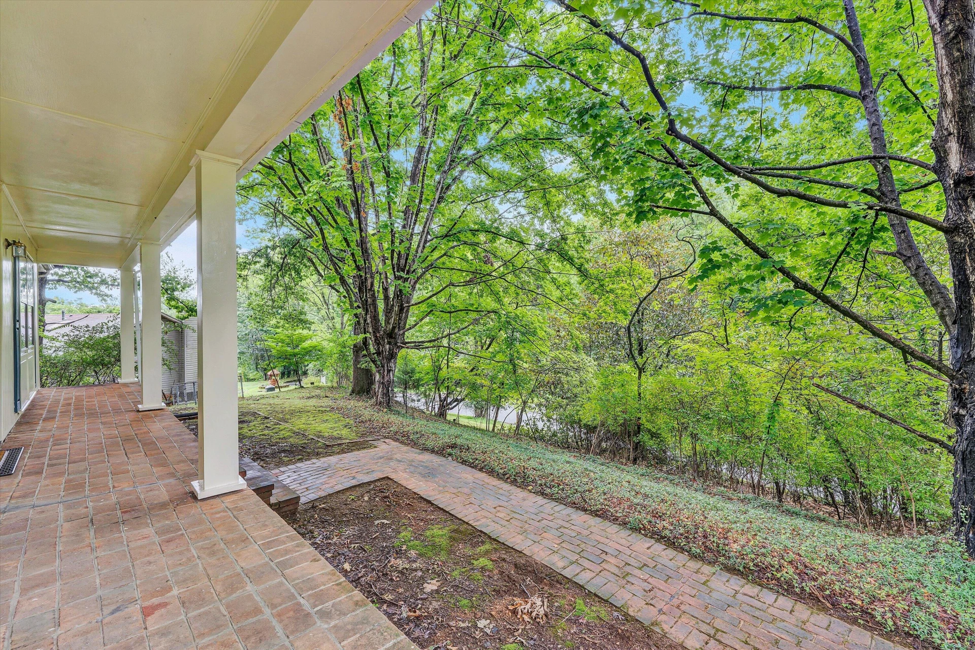 3401 Kenwick TRL - Photo 5