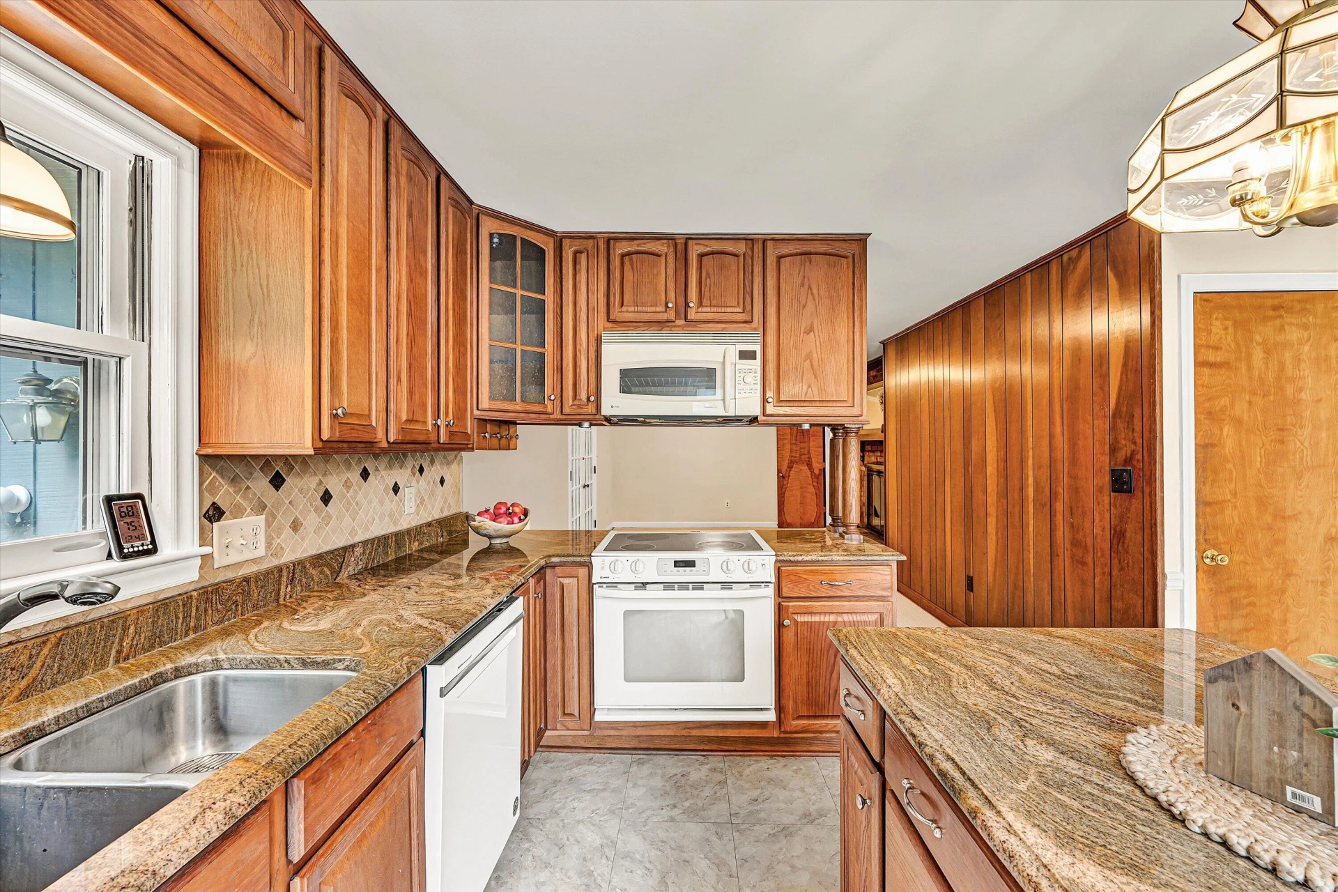 3401 Kenwick TRL - Photo 14