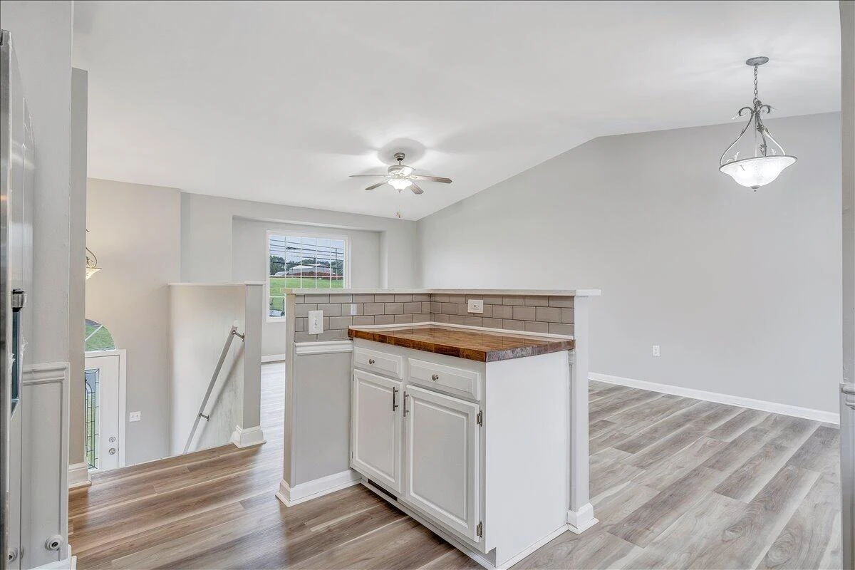2111 Mill LN - Photo 27