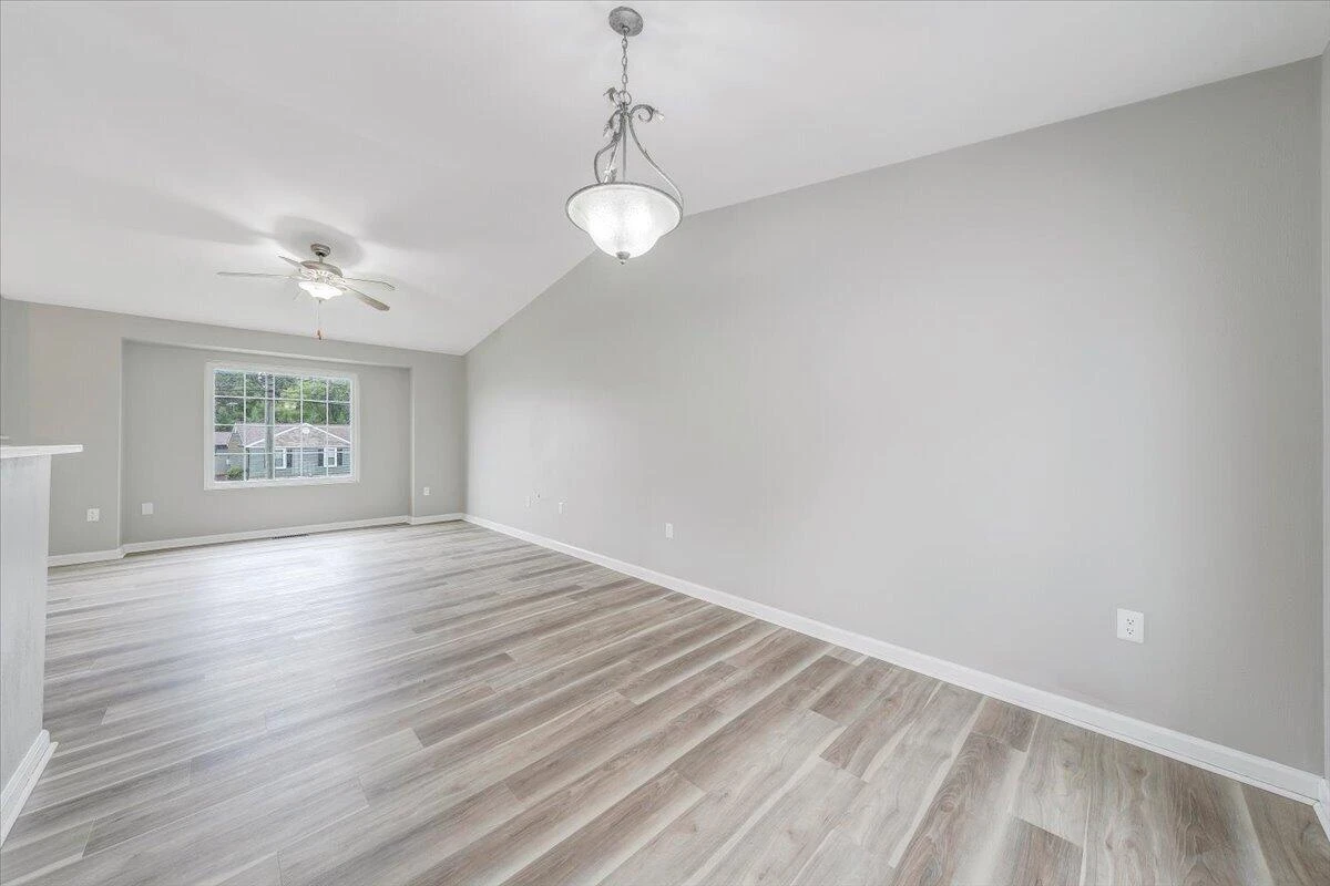 2111 Mill LN - Photo 31