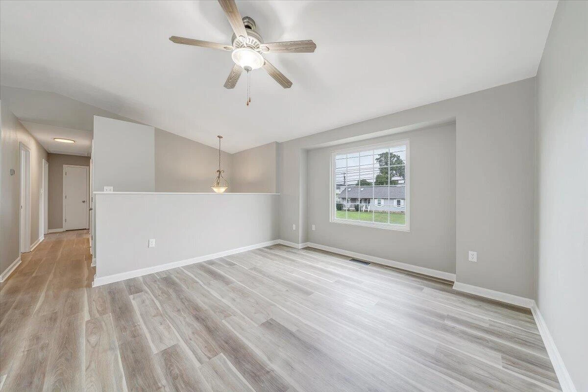 2111 Mill LN - Photo 32