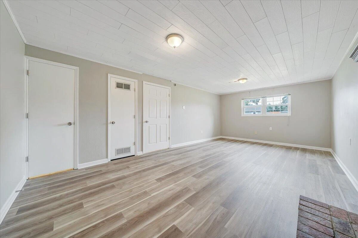 2111 Mill LN - Photo 43
