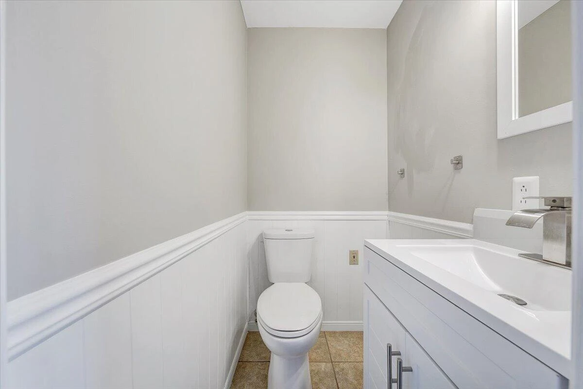 2111 Mill LN - Photo 46