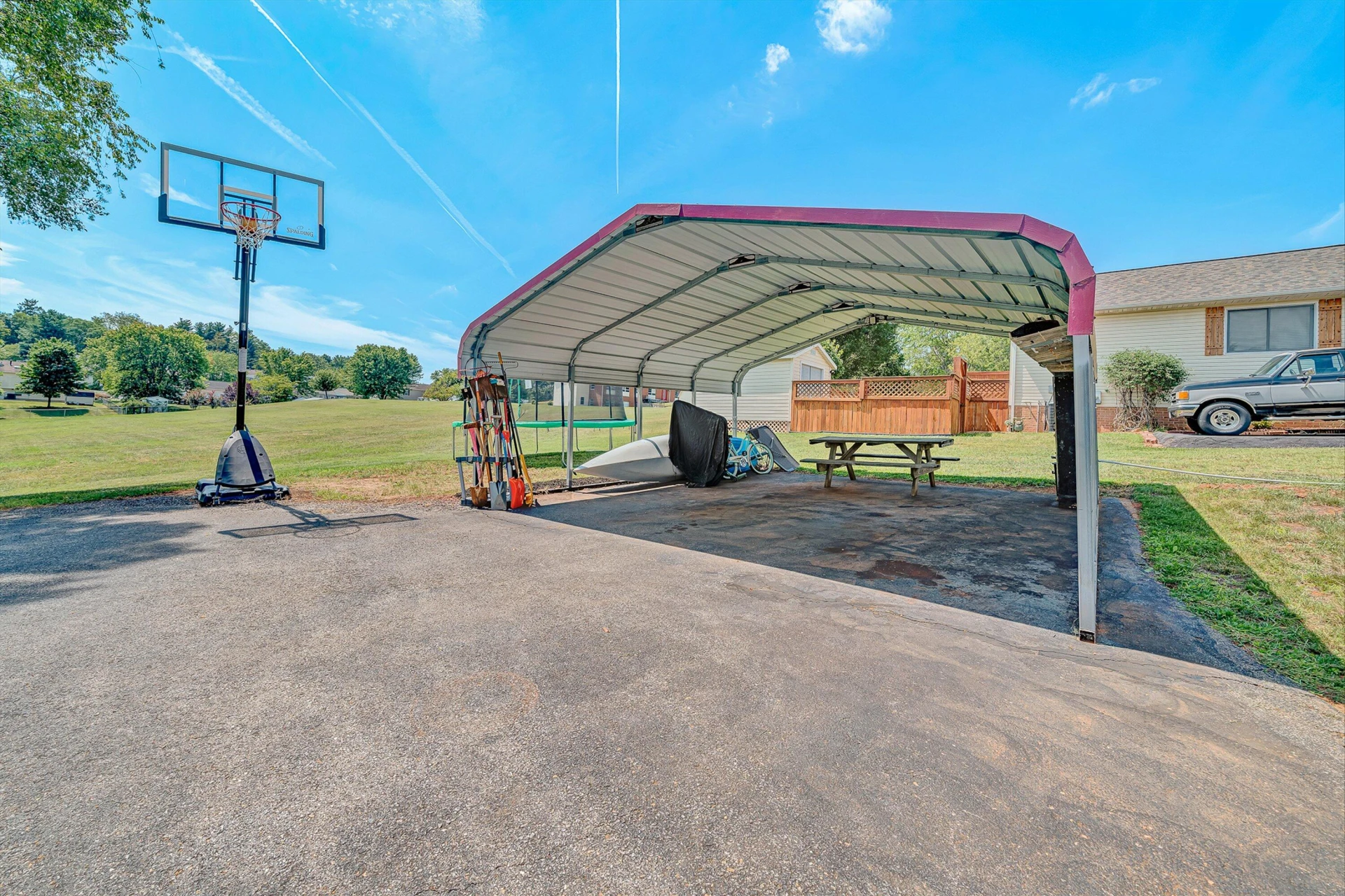 905 Stokes DR - Photo 31