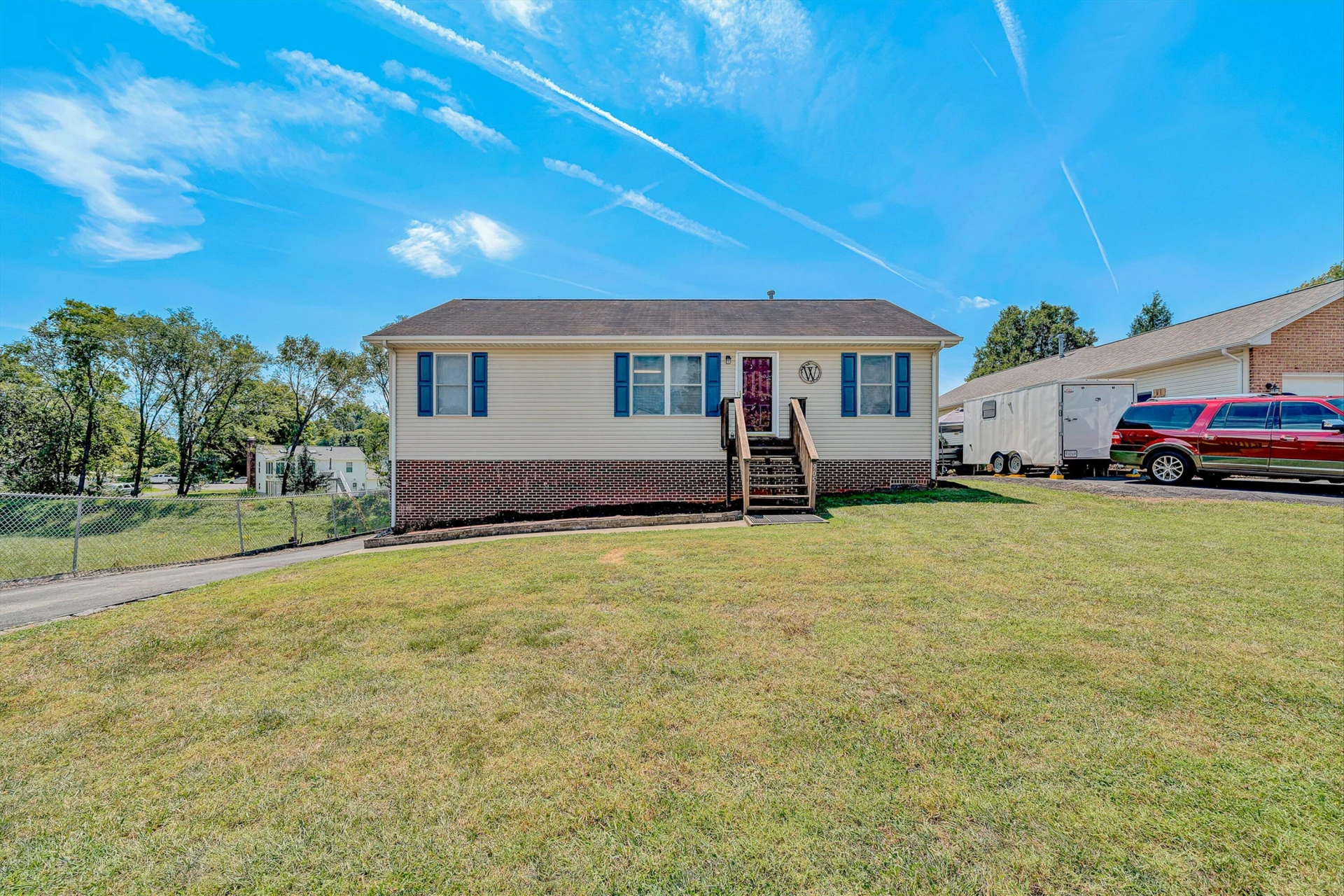 905 Stokes DR - Photo 38