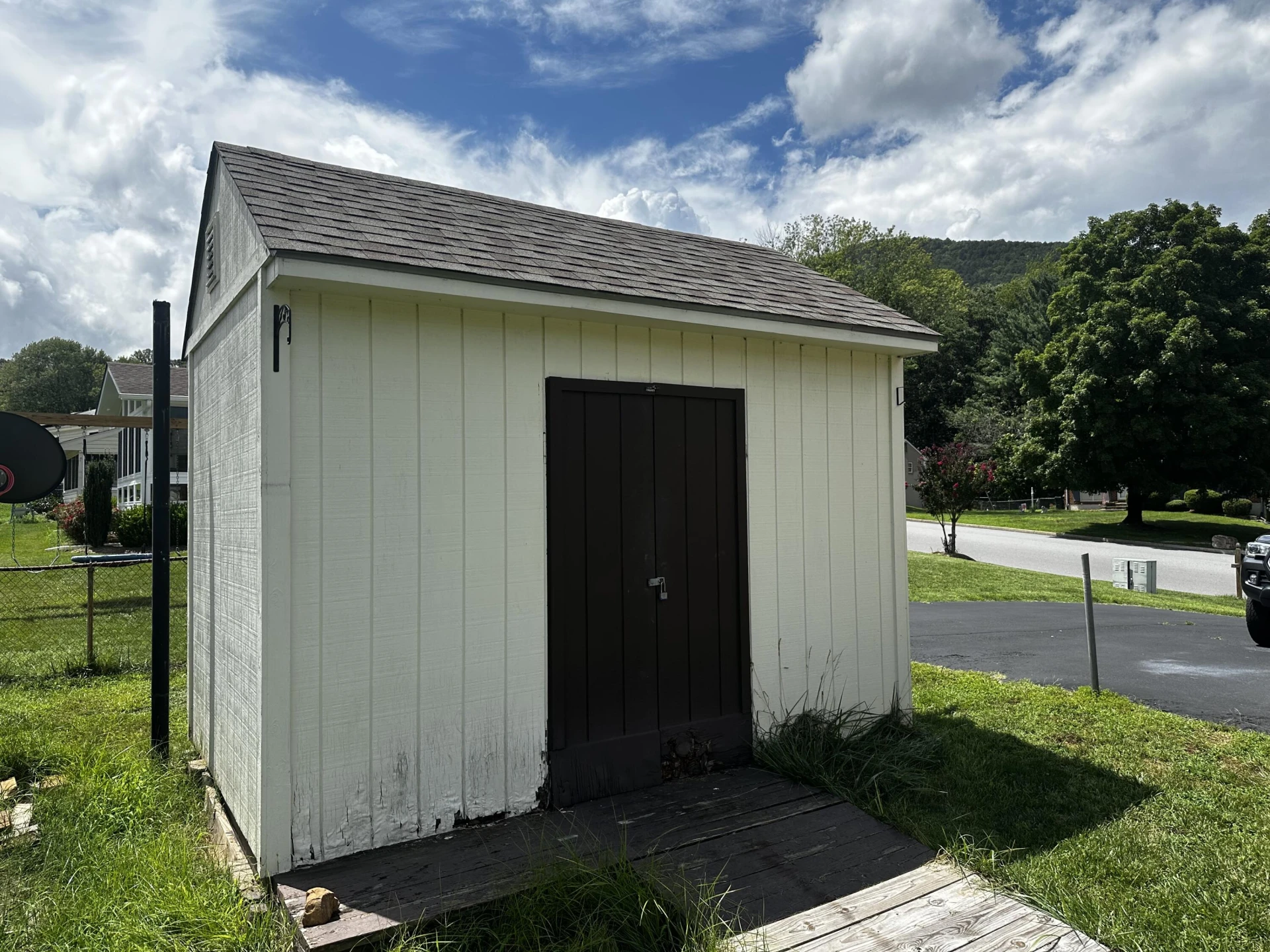 123 Hillview DR - Photo 6