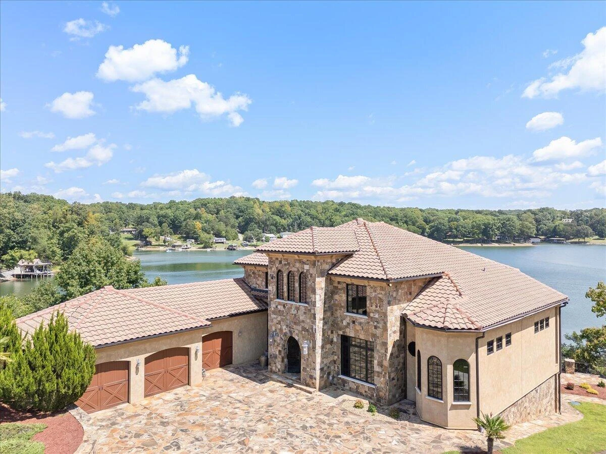 331 Blue Heron DR - Photo 5