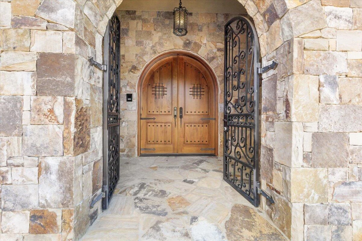 331 Blue Heron DR - Photo 7