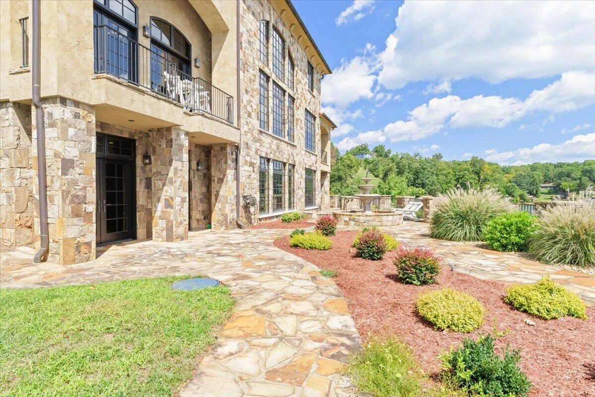 331 Blue Heron DR - Photo 108