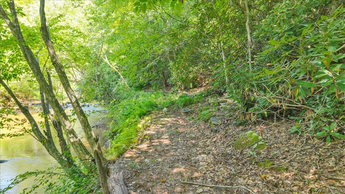 0 Crestview DR - Photo 24
