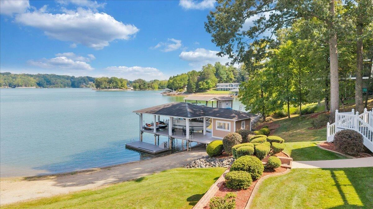 500 Oak Point DR - Photo 5