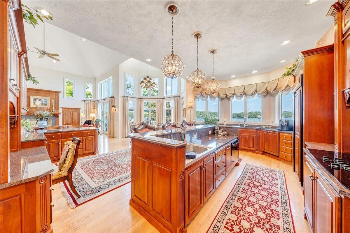 500 Oak Point DR - Photo 22