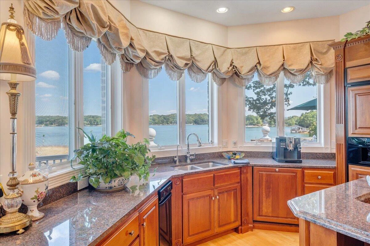 500 Oak Point DR - Photo 25