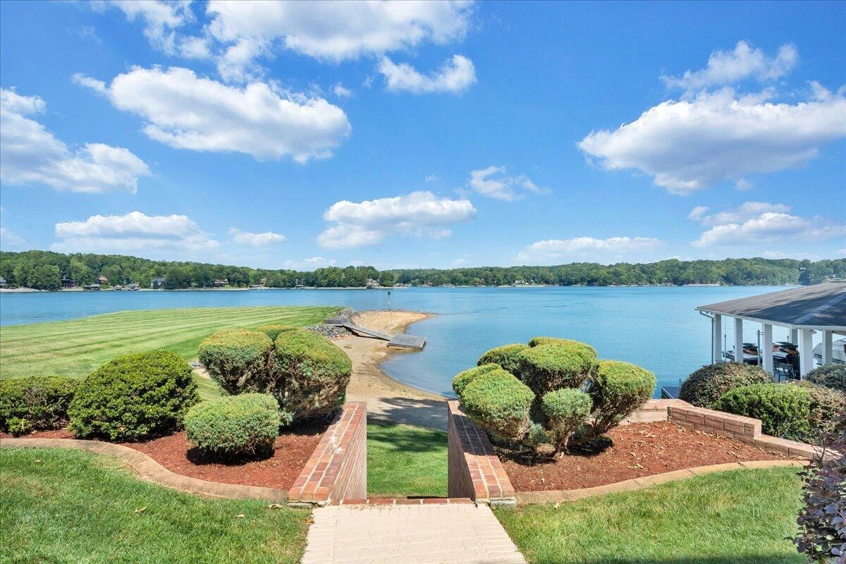 500 Oak Point DR - Photo 86