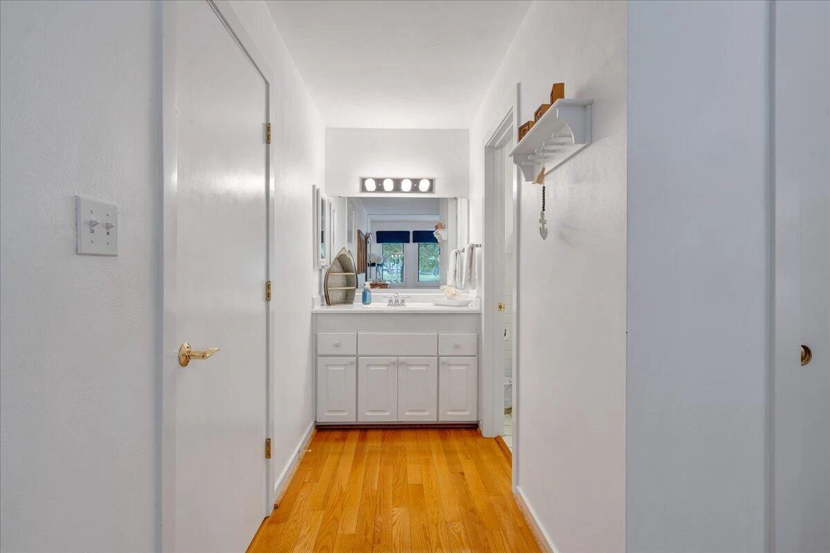65 Woodbridge CIR #1111 - Photo 28