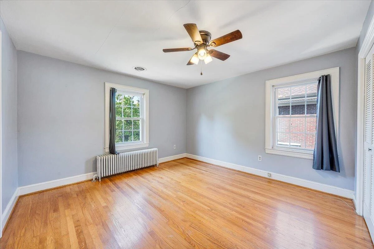 2319 Laburnum AVE SW - Photo 18
