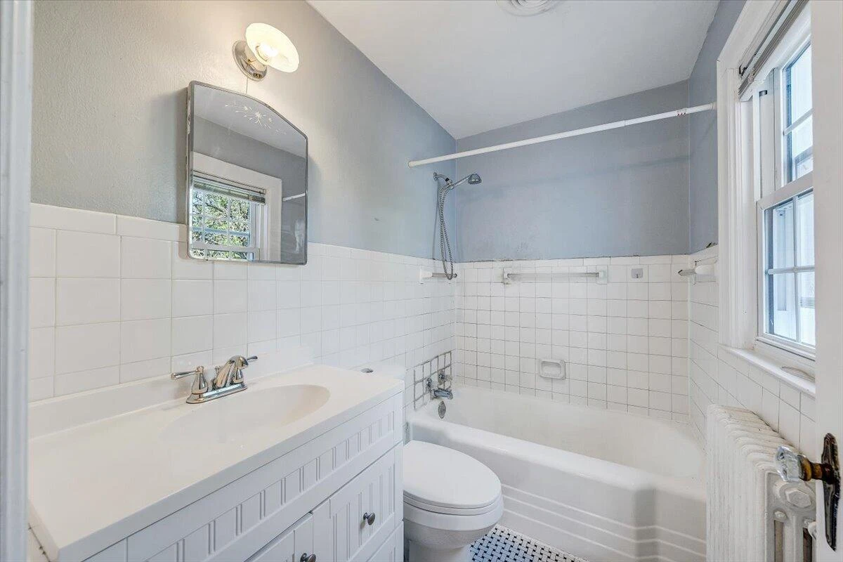 2319 Laburnum AVE SW - Photo 22