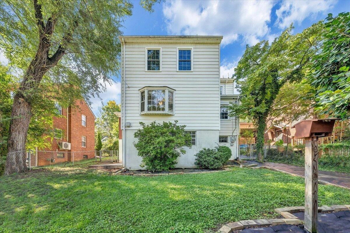 2319 Laburnum AVE SW - Photo 27