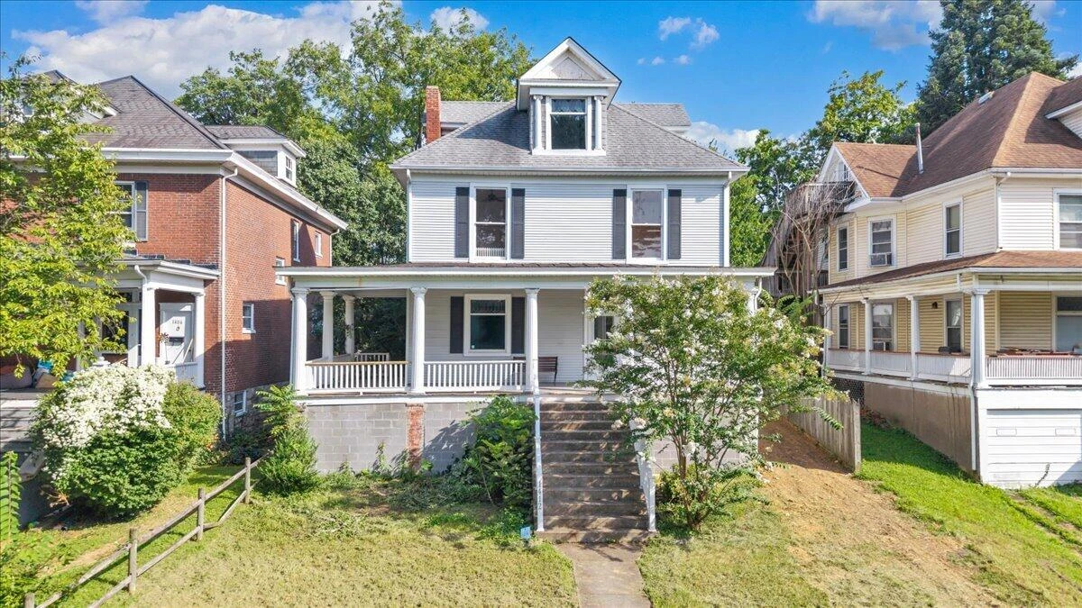 1412 Maple AVE SW - Photo 38