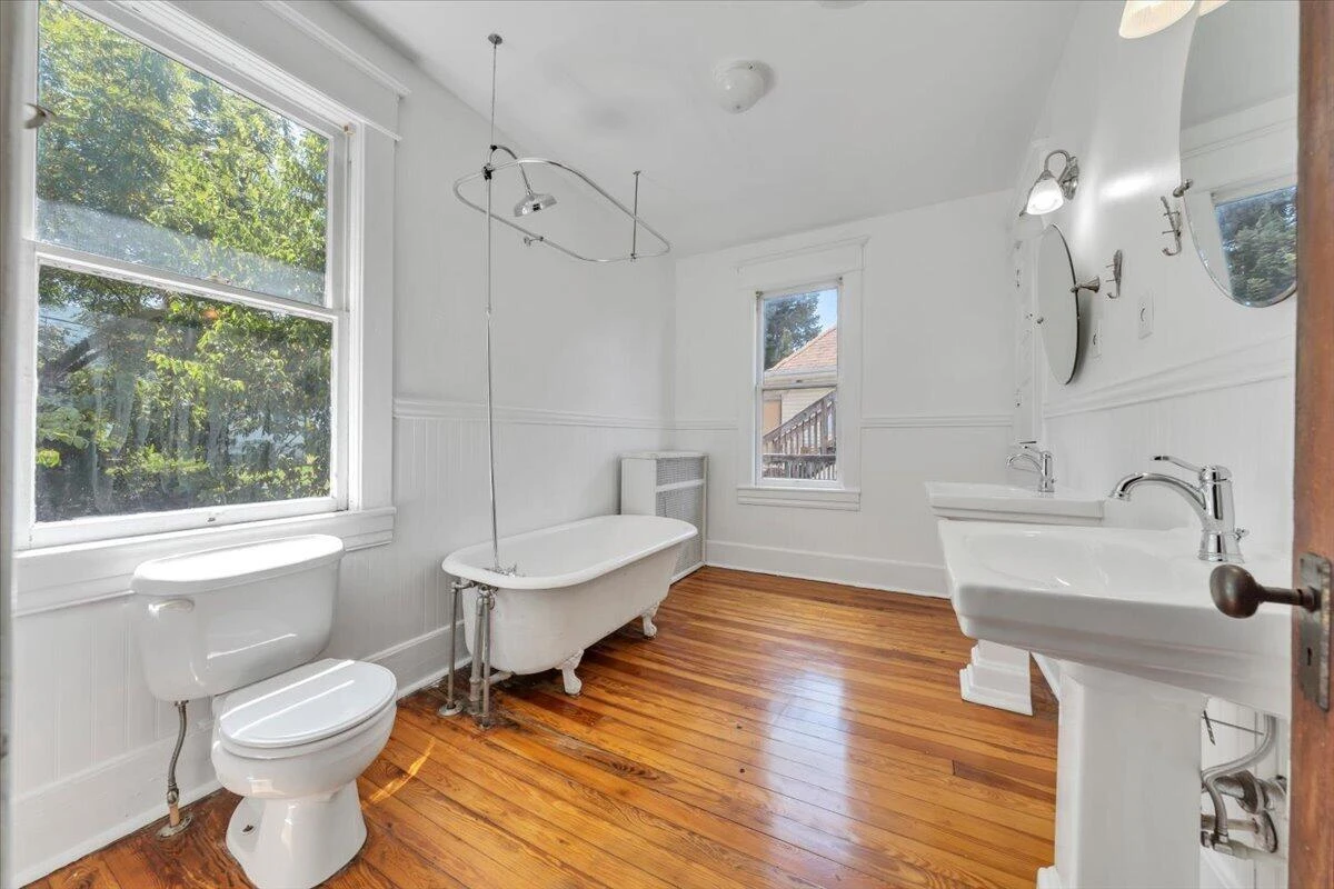 1412 Maple AVE SW - Photo 23