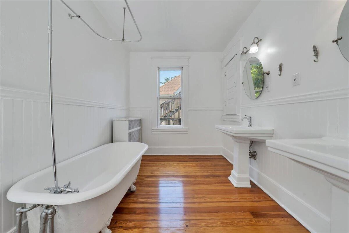 1412 Maple AVE SW - Photo 24