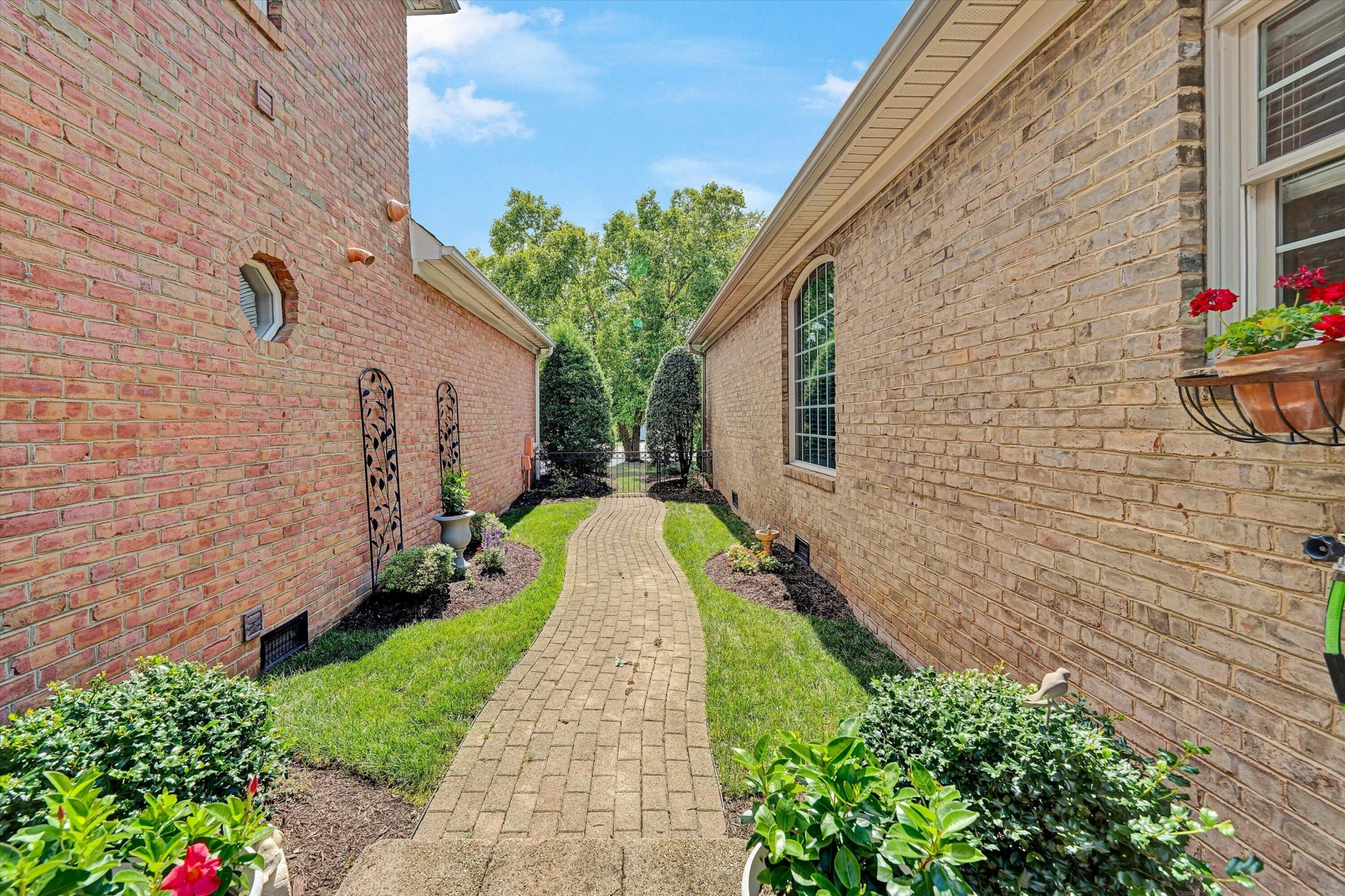 3370 Southwood Village CT SW - Photo 46