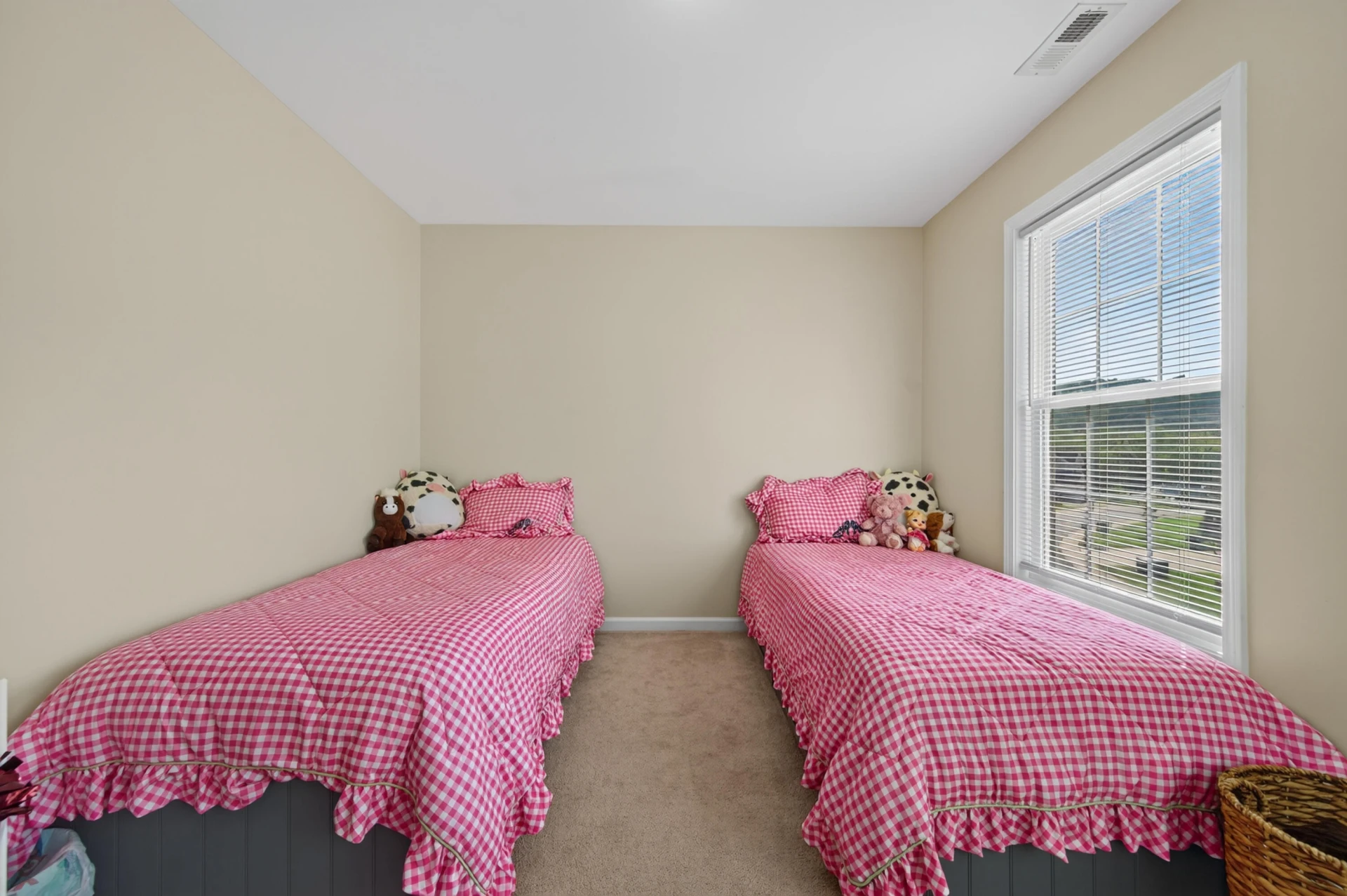 320 Bernies WAY - Photo 37