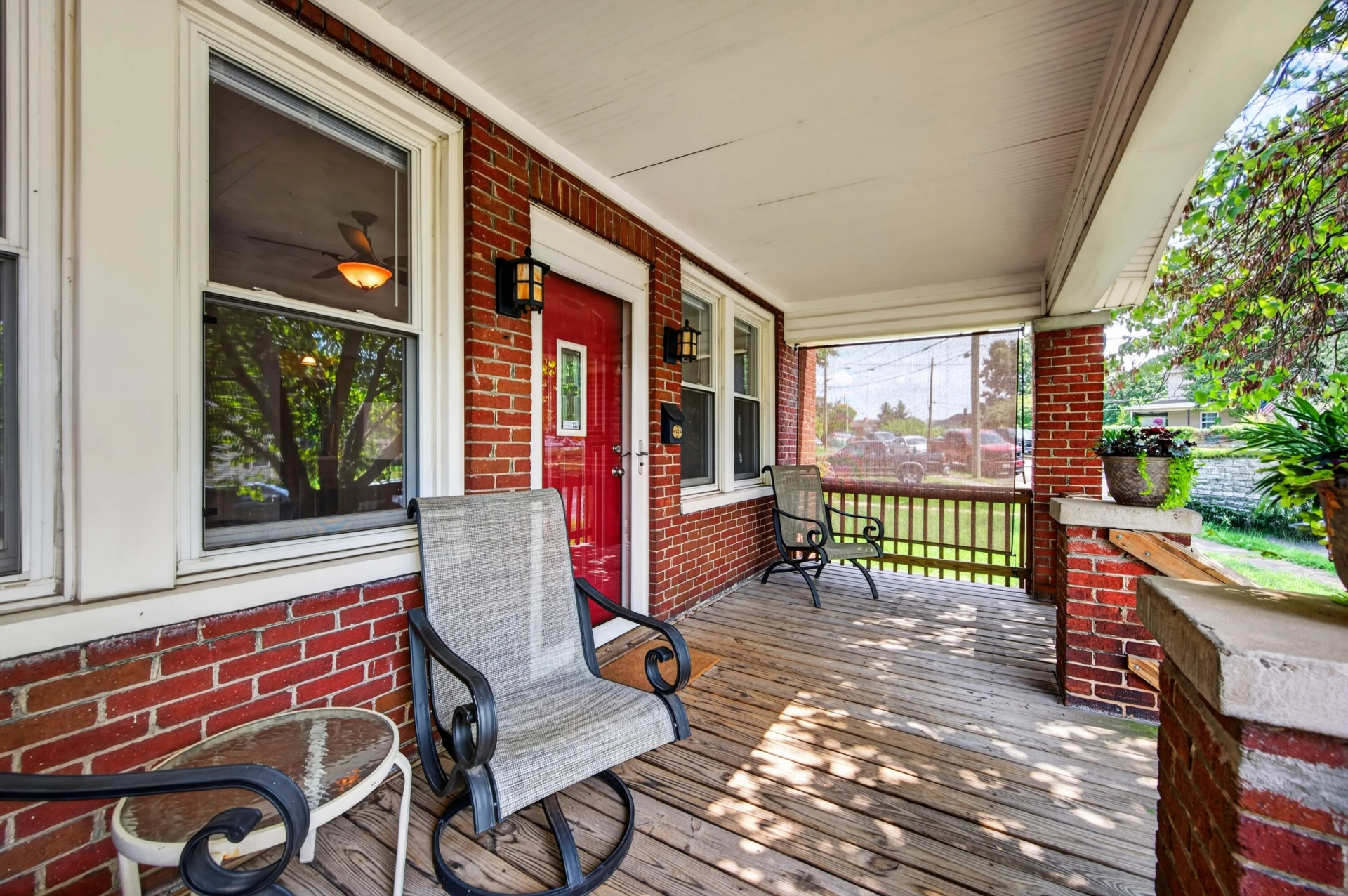 1108 6th ST SE - Photo 6