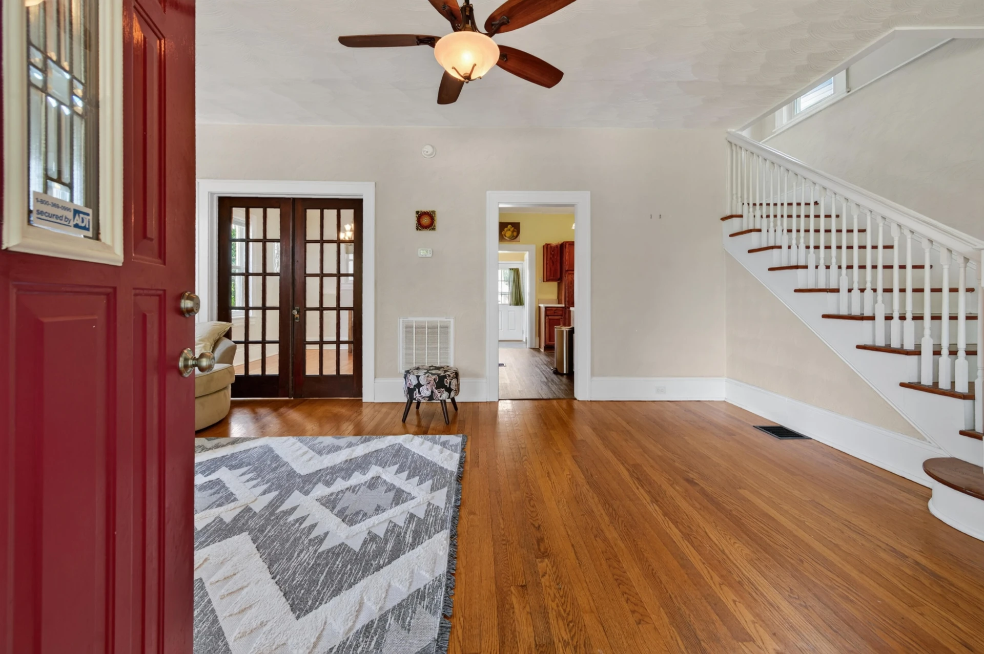 1108 6th ST SE - Photo 8