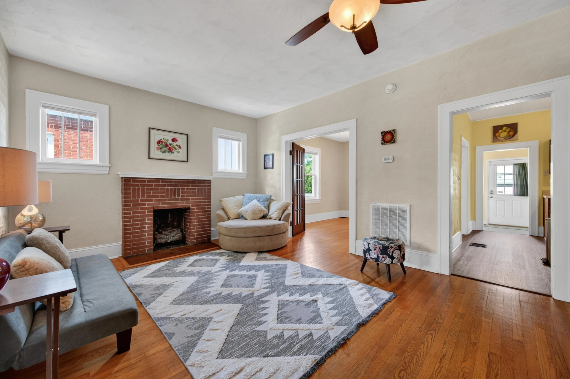1108 6th ST SE - Photo 9