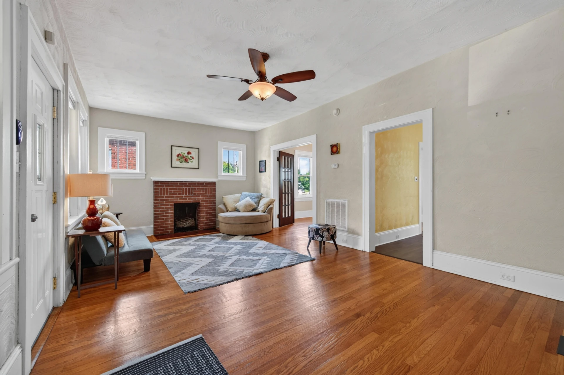 1108 6th ST SE - Photo 12