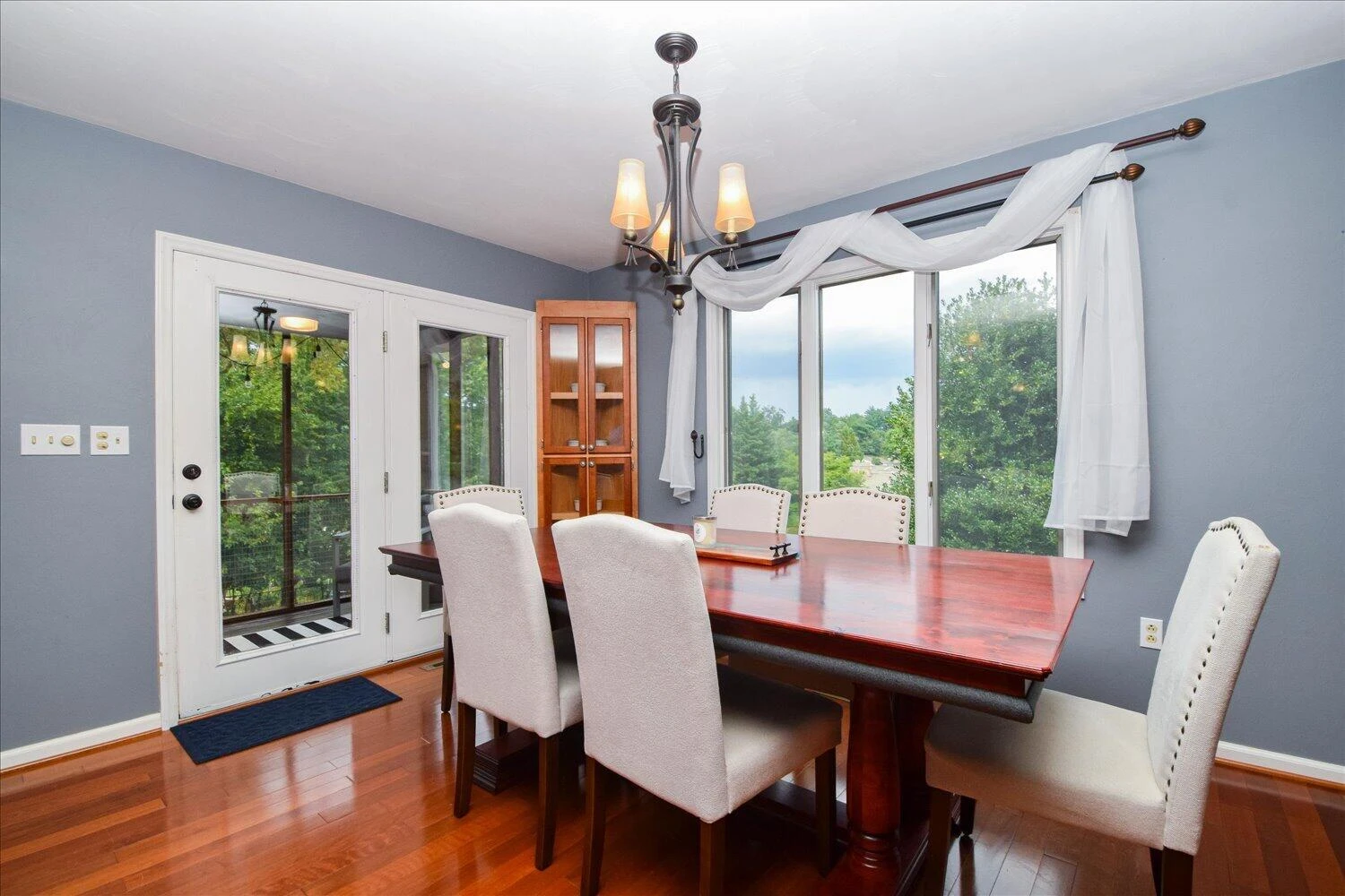 5315 Merriman RD - Photo 10