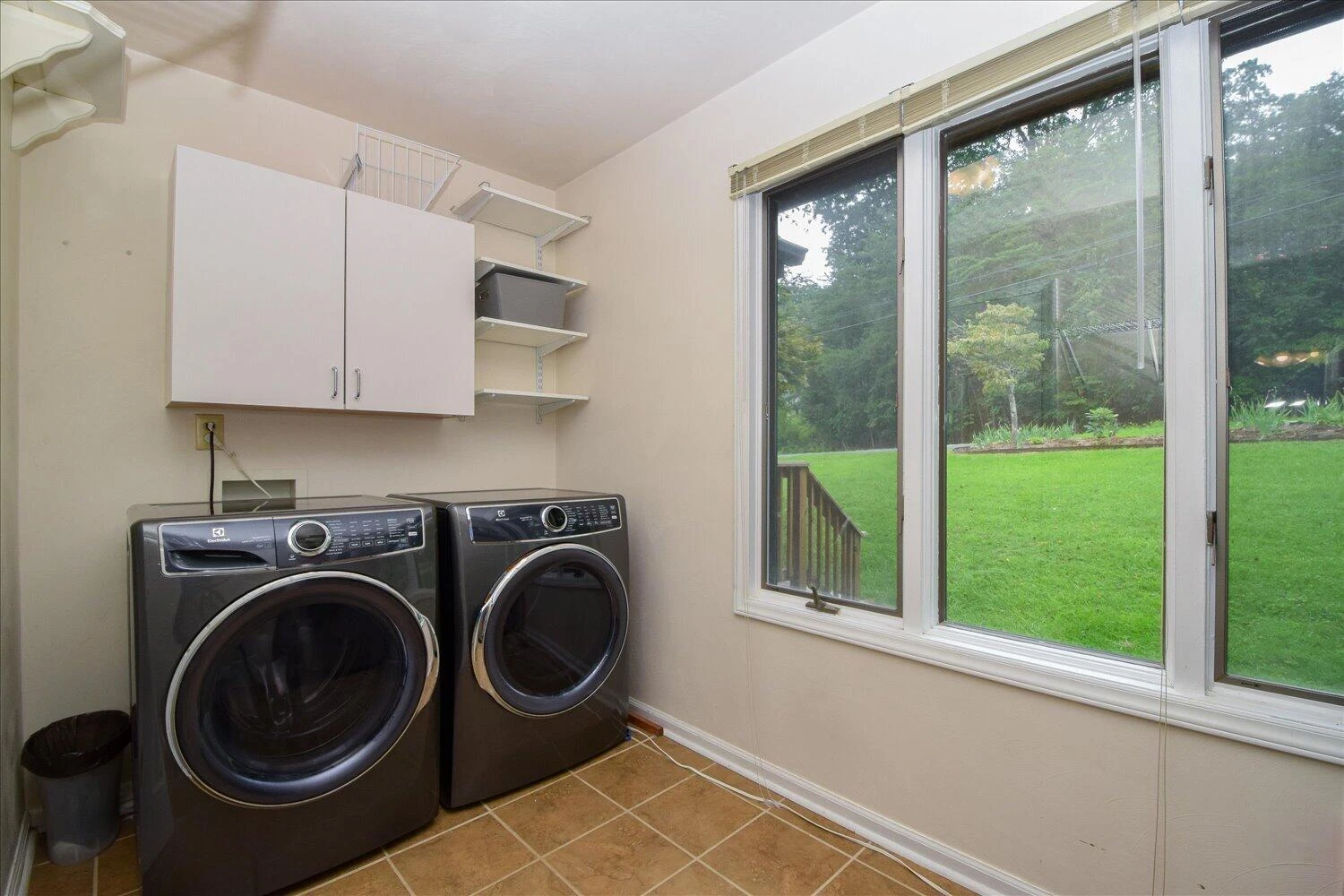 5315 Merriman RD - Photo 13