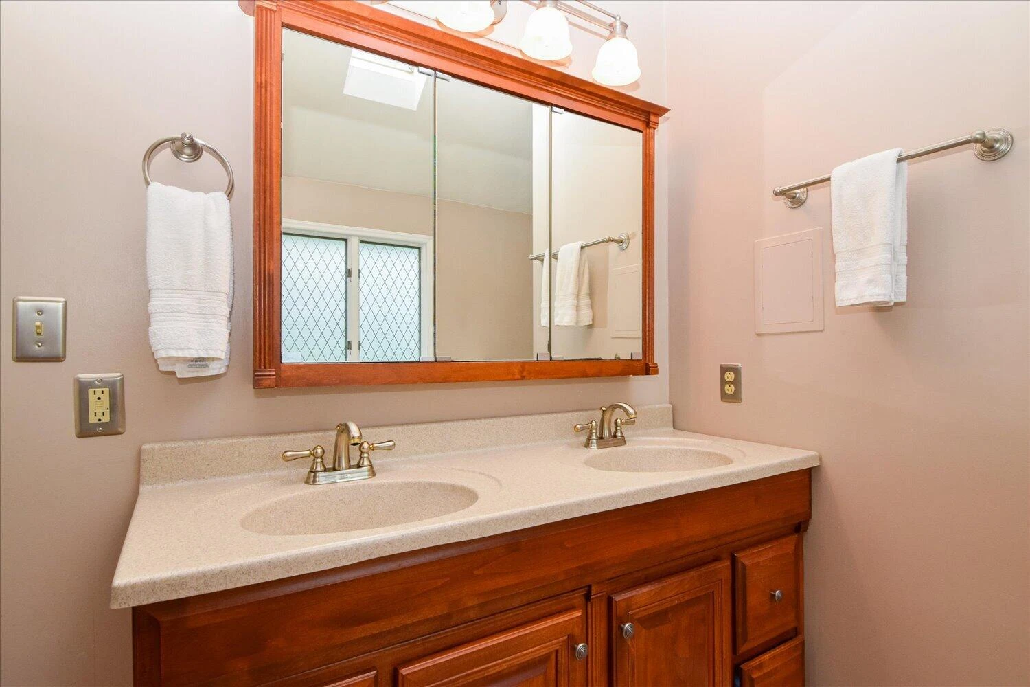5315 Merriman RD - Photo 17