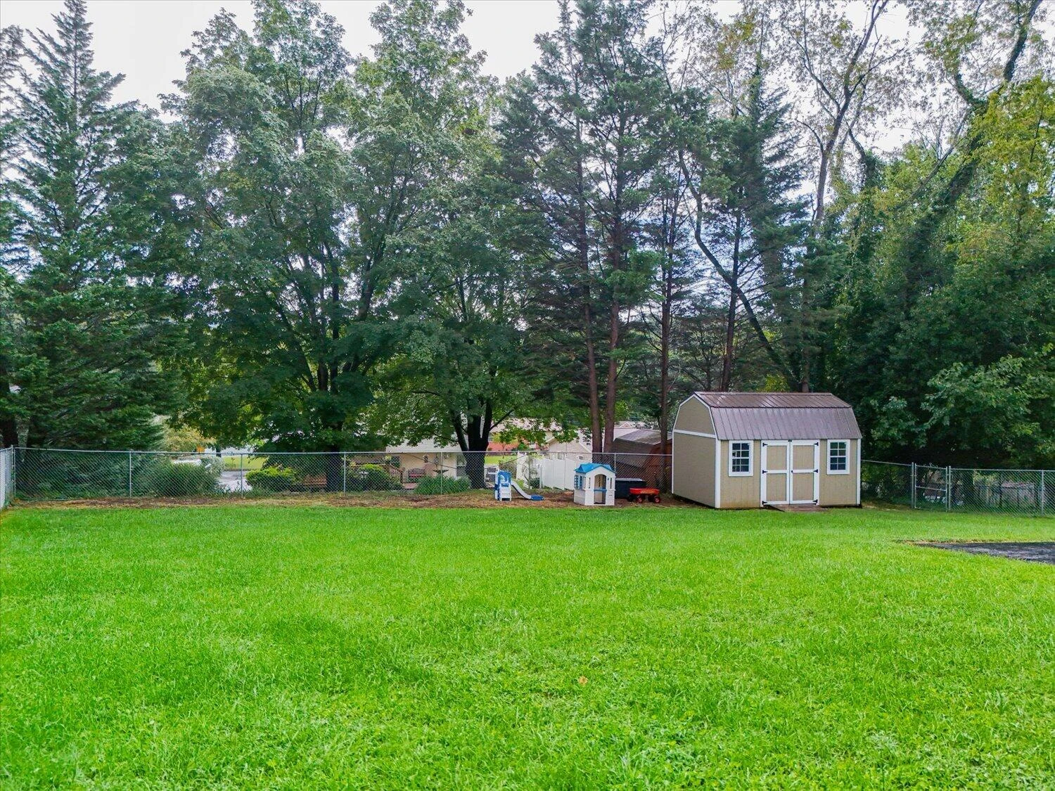 5315 Merriman RD - Photo 38