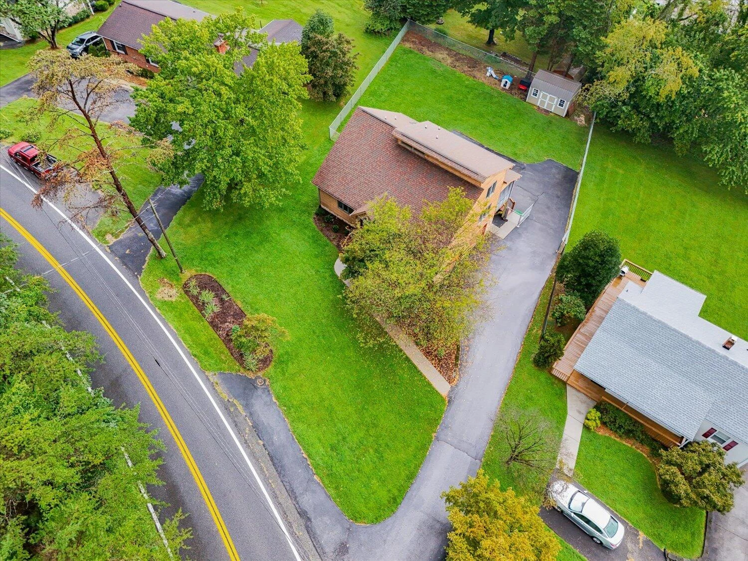 5315 Merriman RD - Photo 41