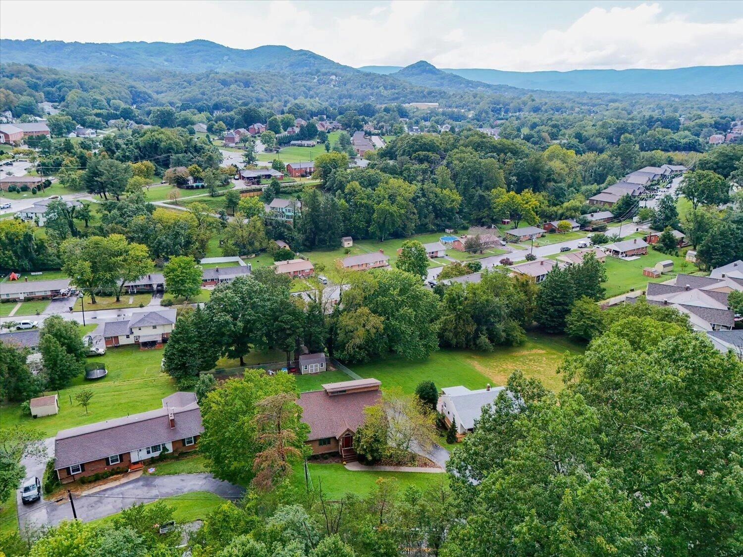 5315 Merriman RD - Photo 46