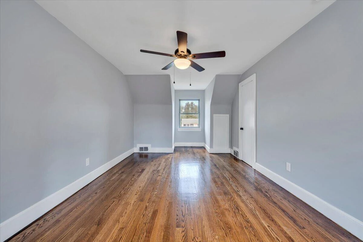 4028 Kentucky AVE NW - Photo 20