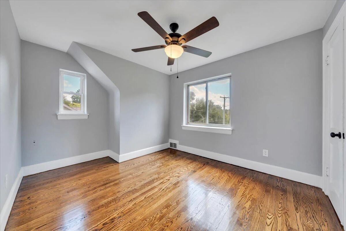 4028 Kentucky AVE NW - Photo 22