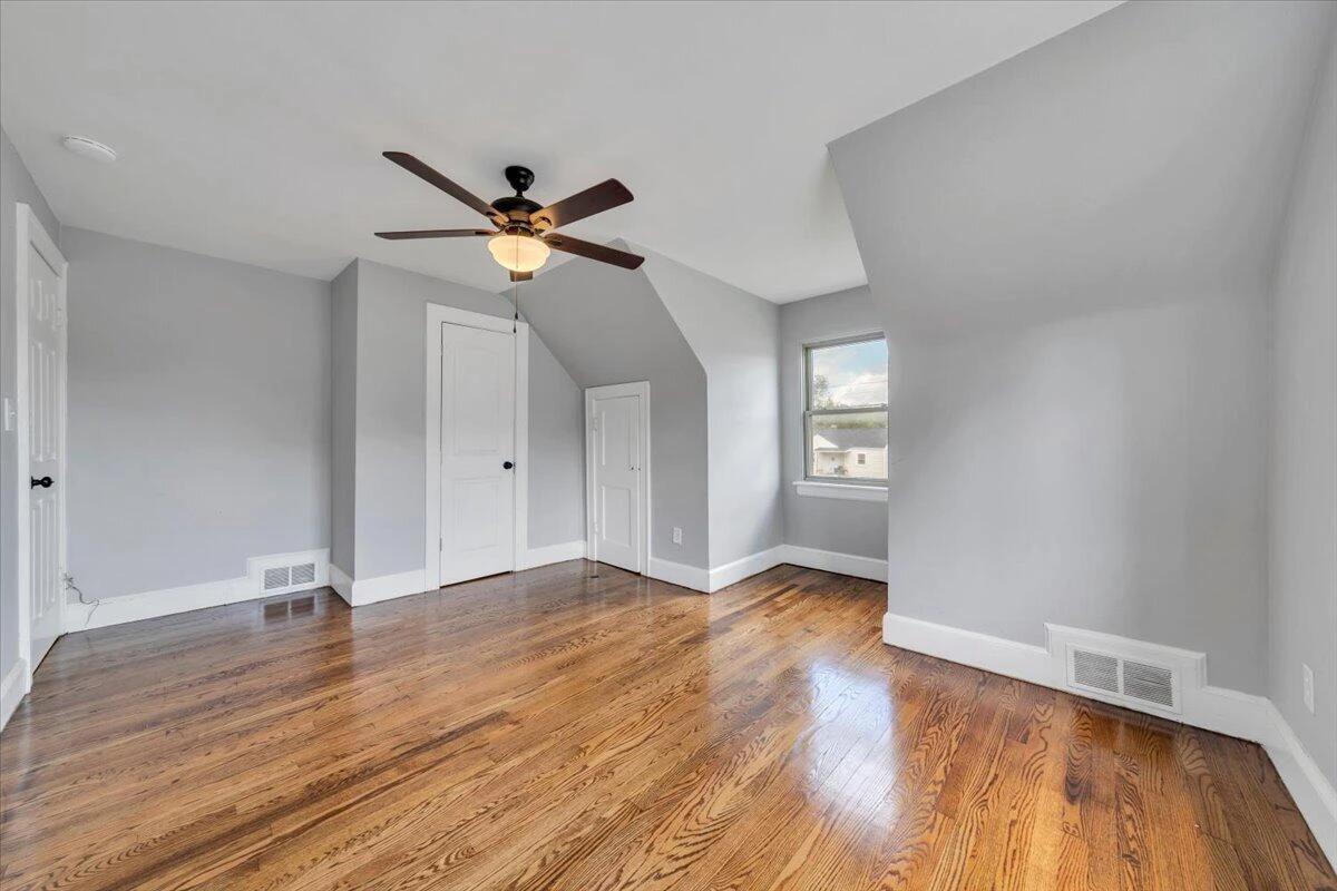 4028 Kentucky AVE NW - Photo 24