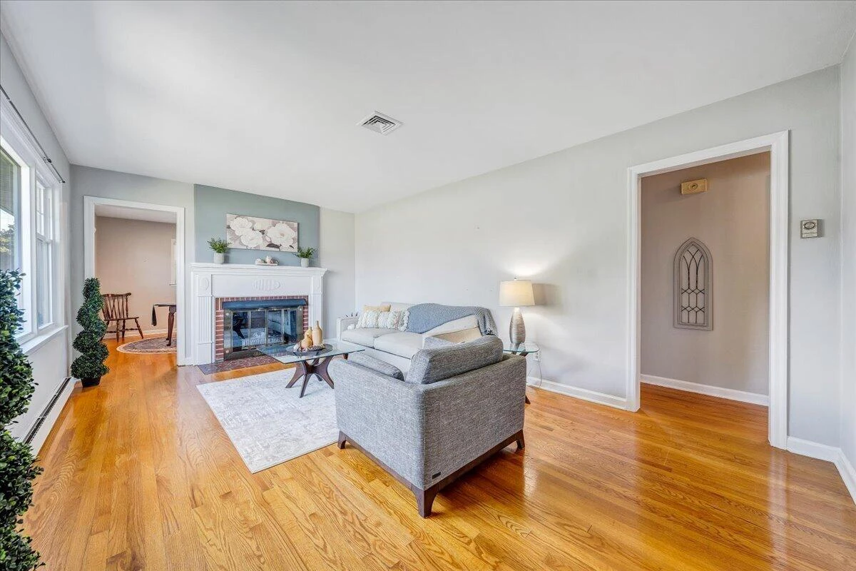 3363 Melody AVE - Photo 3