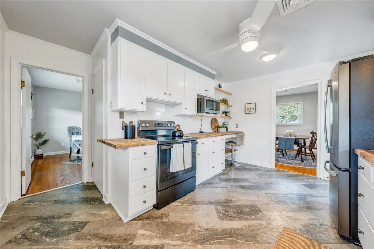 3363 Melody AVE - Photo 17