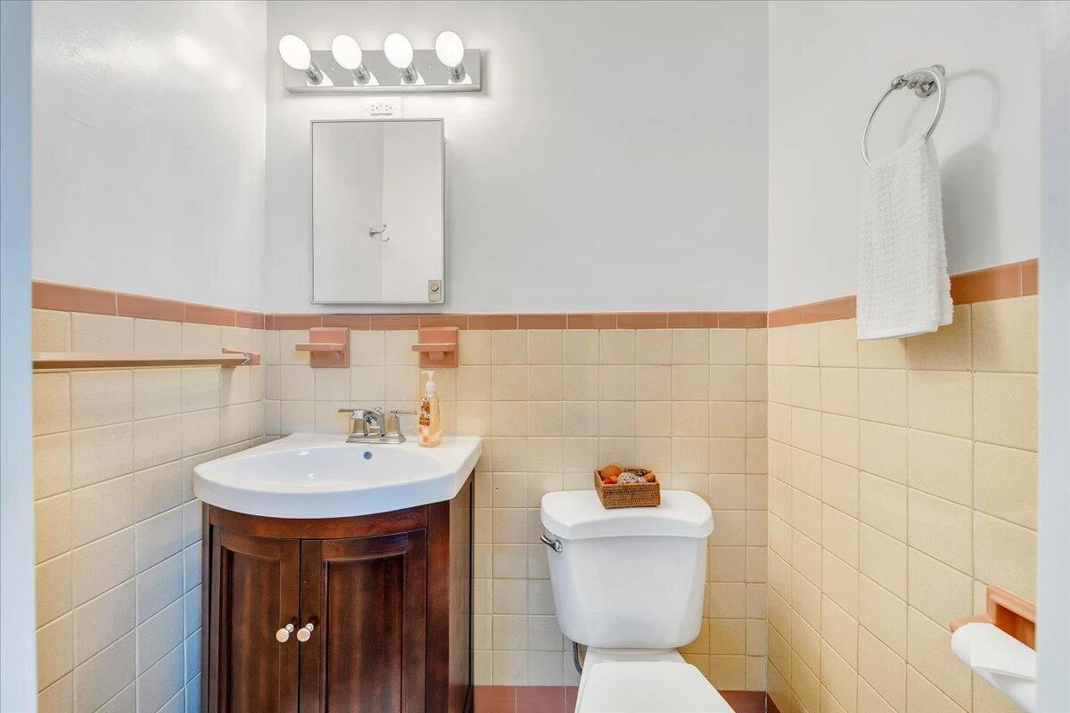 3363 Melody AVE - Photo 22