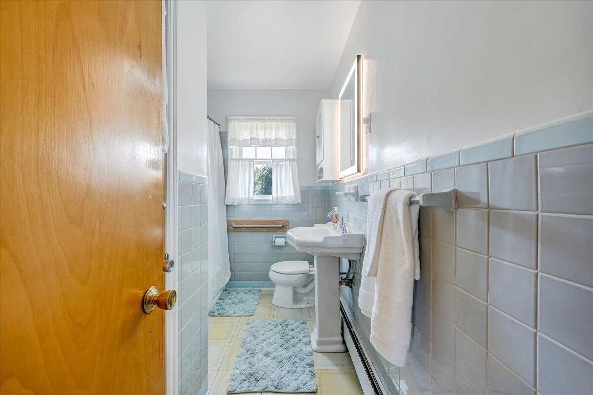 3363 Melody AVE - Photo 24