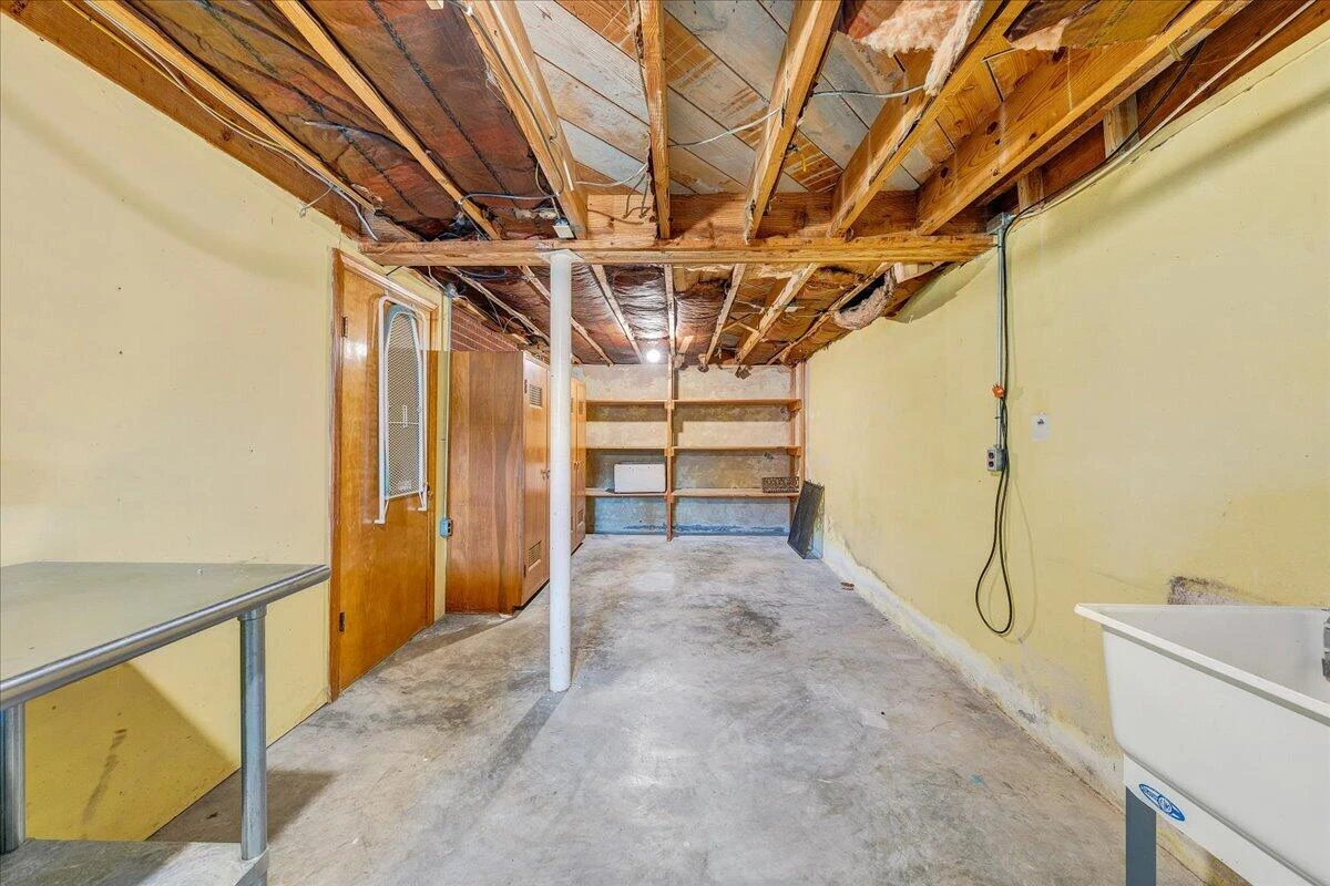 3363 Melody AVE - Photo 29