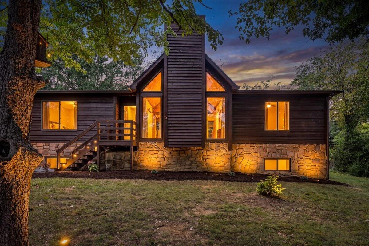 3431 Westmoreland DR