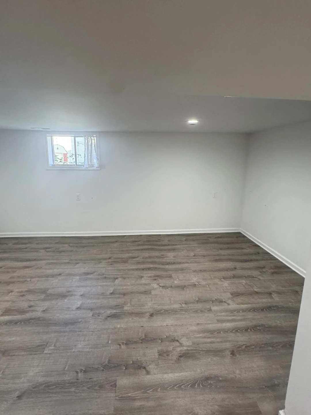 613 Montrose AVE SE - Photo 25
