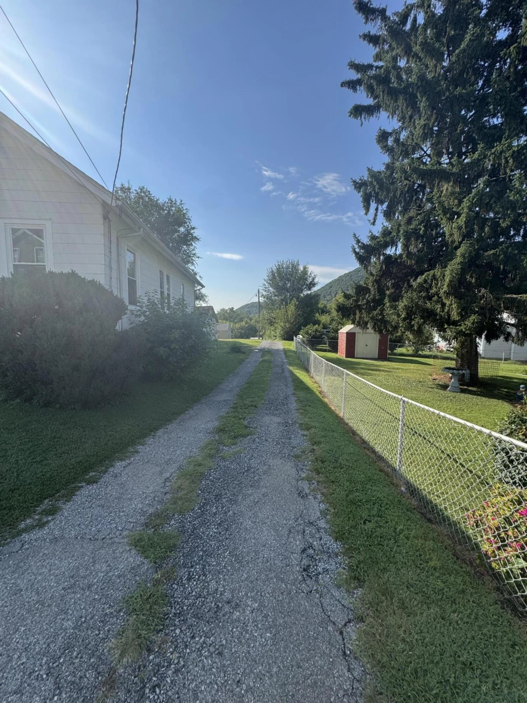 613 Montrose AVE SE - Photo 27