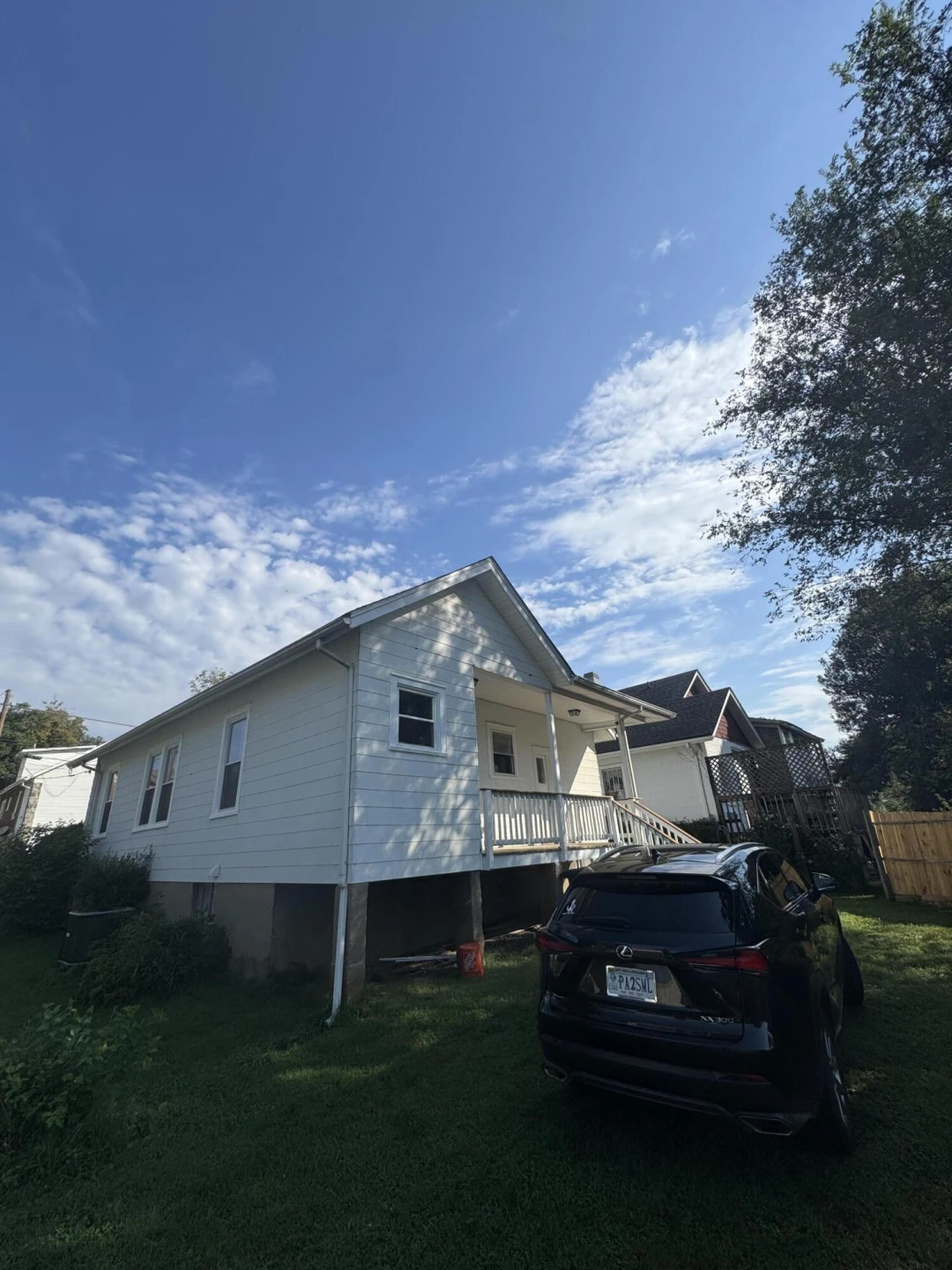 613 Montrose AVE SE - Photo 29